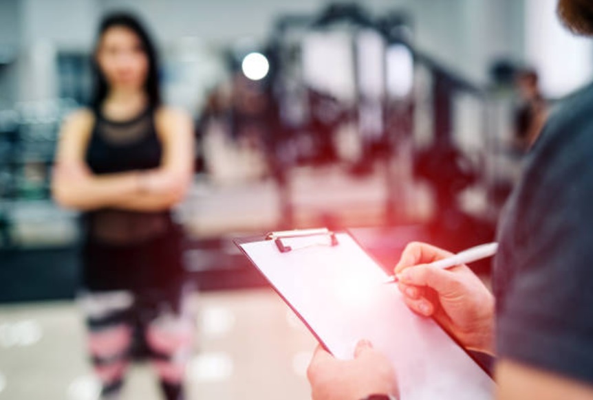 When it comes to workout plans, fitness consultants are also able to write ones.