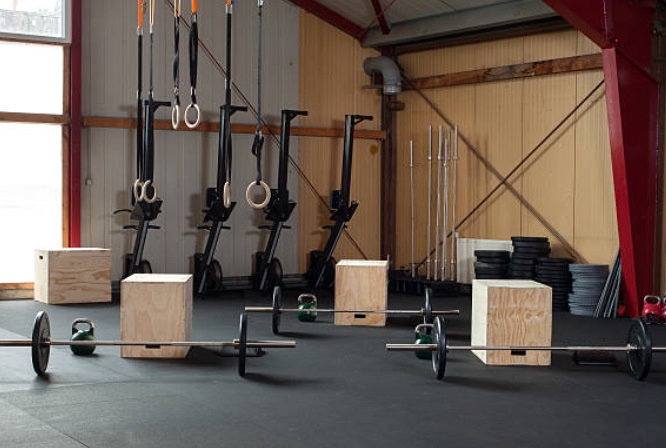 Typical crossfit equipment examples.