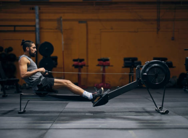 Rowing machine moves many muscle groups.