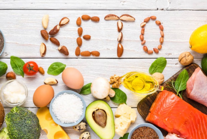 A keto diet as one the latest fitness trends, is connected with everyday life, not only with visiting the gym.