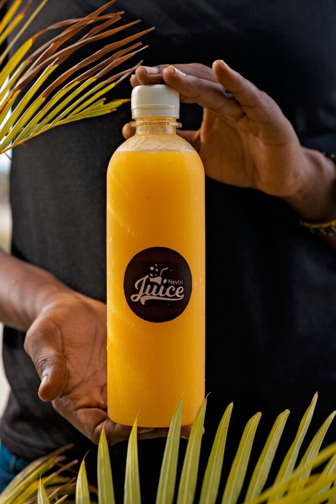 Juice bars serve protein shakes, nutritious smoothies and seasonal fruits or vegetables.