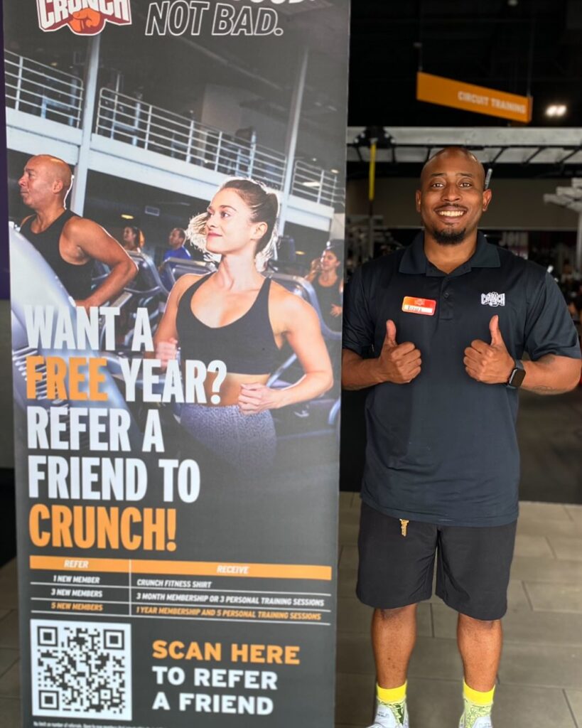 “Want a free year? refer a friend to Crunch!” - example of a free membership gym referral program. Source: Crunch Fitness Facebook.