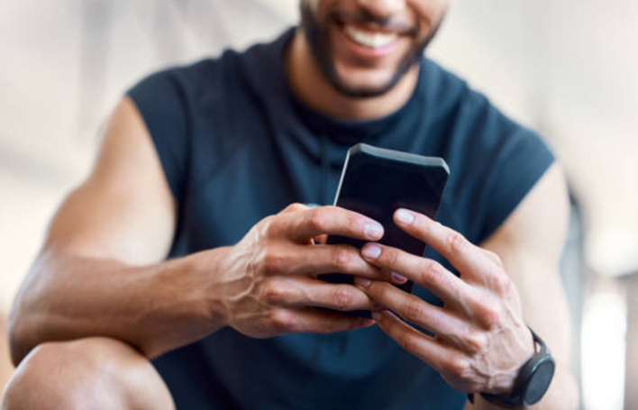Intuitive and user friendly fitness apps, as an example of gym software features, have a positive impact on the process of quick communication with your fitness business.