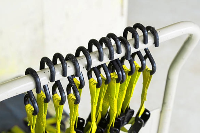 Bungee fitness equipment consists of cords, harnesses, snap hooks and other elements.