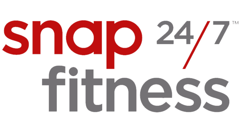 Snap Fitness logo. This gym offers group classes and 27/4 affordable access to all the equipment. Source: 1000logos.net