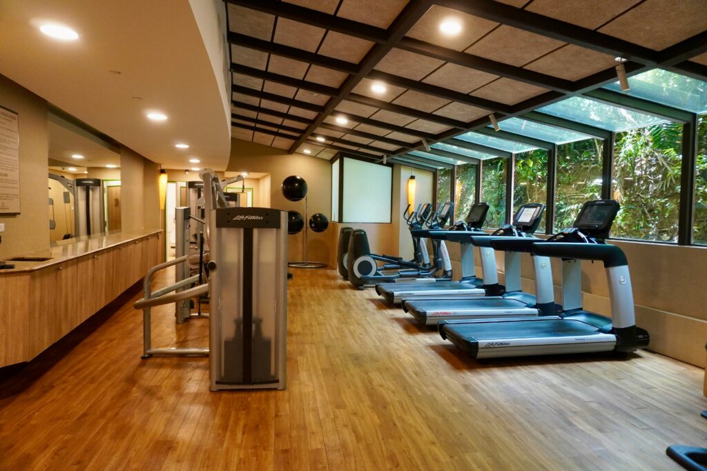 A luxurious fitness facility attracts clients who want to exercise in posh surroundings.